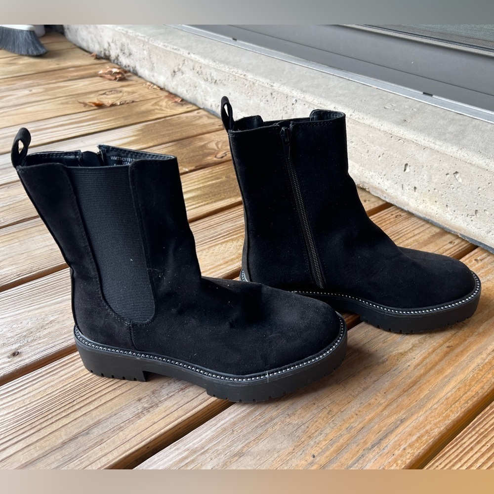 Time & Tru Size 6 Side Zipper Black Bling Chelsea Ankle Boots